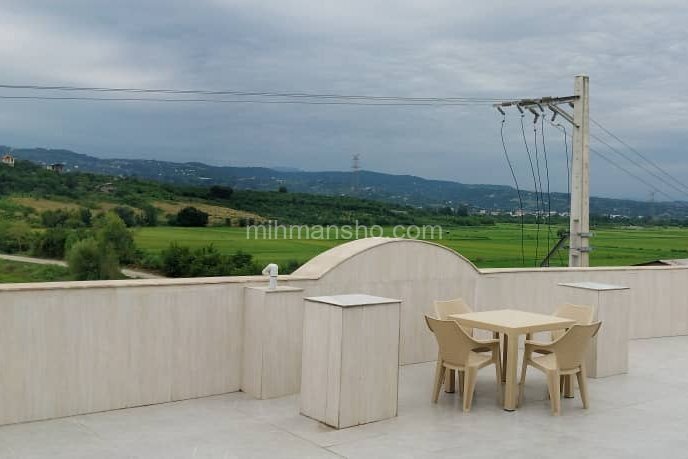 واحد سوئیت نوساز و تمیز در طبقه دوم ویلا قائمشهر