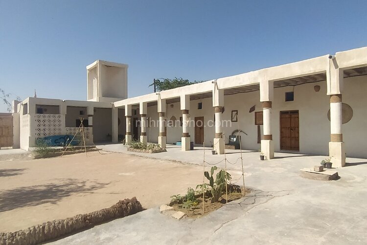 اتاق بادگیردر اقامتگاه بومگردی سوزا