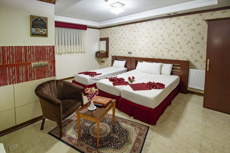 اتاق(3نفره) درهتل آپارتمان در مشهد