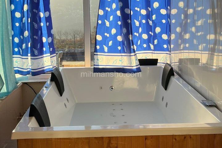 کلبه چوبی دوبلکس مبله در زیرآب