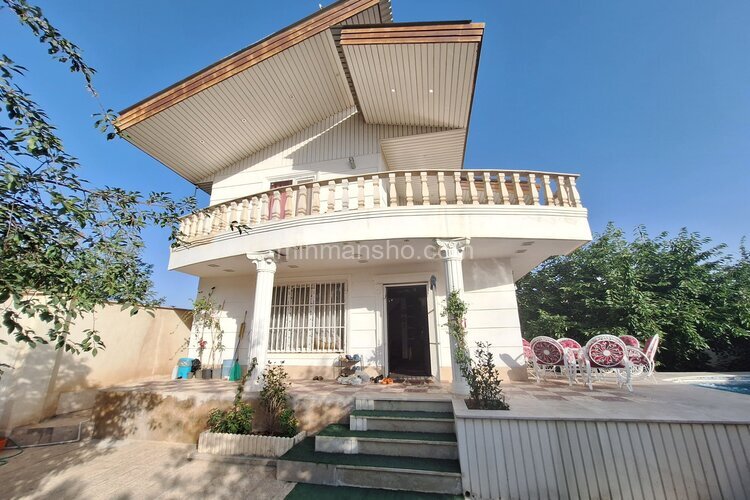 ویلا باغ دوبلکس استخردارآبگرم دوخواب در چهارباغ