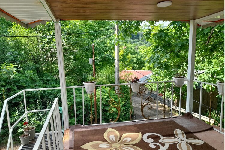 واحد تکخواب در طبقه همکف ویلا ماهتیسا در رودبار