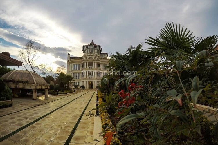 کاخ ویلا استخردار شش خواب تچرا در رودسر