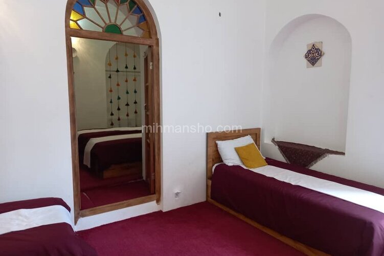 اتاق گوشواره در اقامتگاه بومگردی کرمان