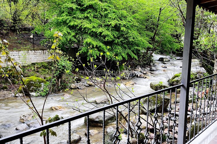 ویلا تکخواب کنار رودخانه در ماسال