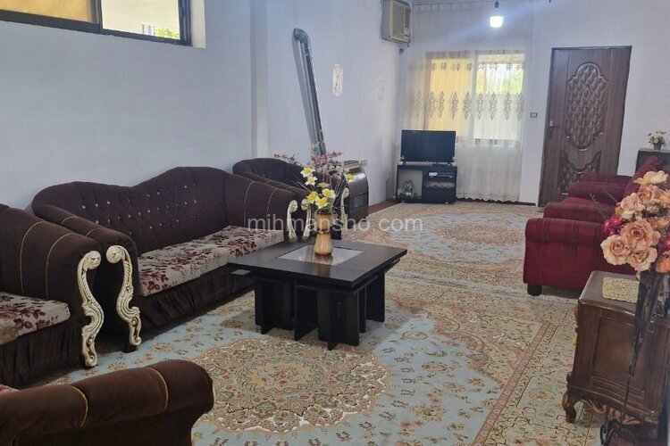 واحد دوخواب در طبقه اول ویلای چمستان | پذیرایی