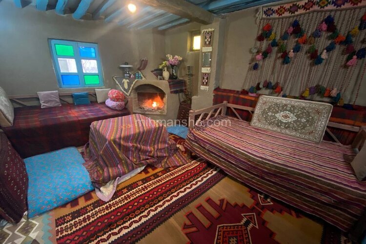 اتاق تندیری در اقامتگاه بومگردی نمین