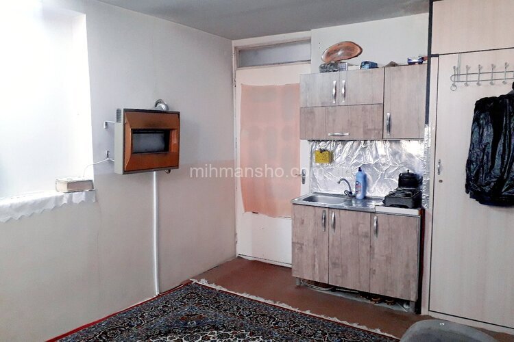 سوئیت 18 متری مبله در کاشان