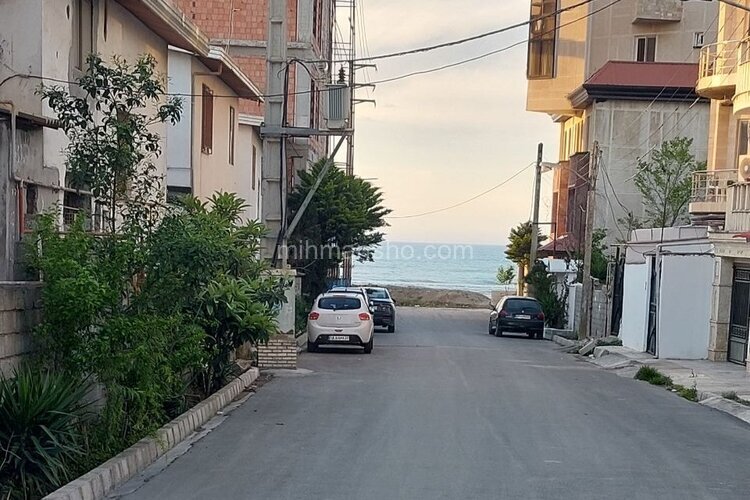 واحد تک خواب طبقه همکف ویلا در محمودآباد