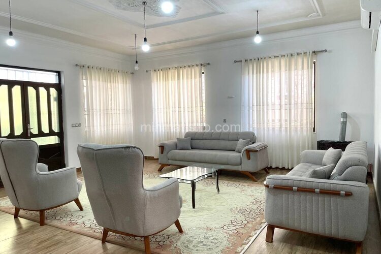 واحد دوخواب در طبقه همکف ویلا در رامسر