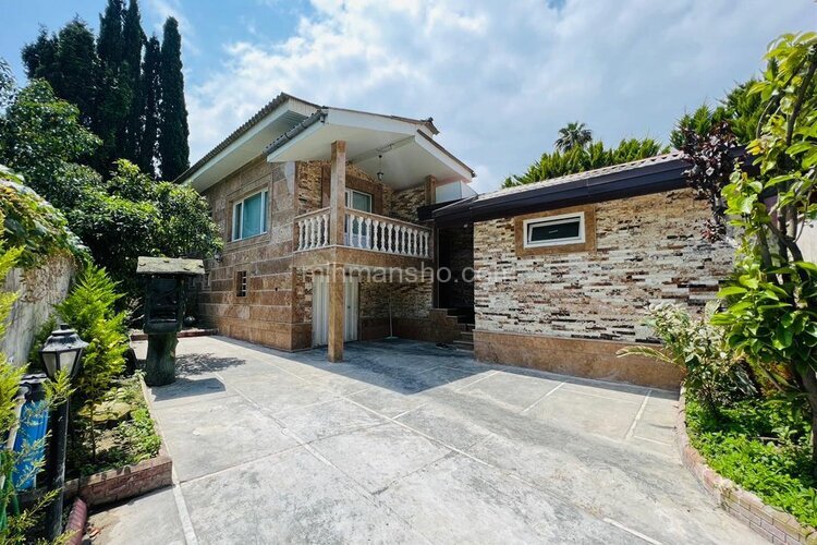 ویلا دوبلکس استخردار دوخواب آنتیک در رامسر