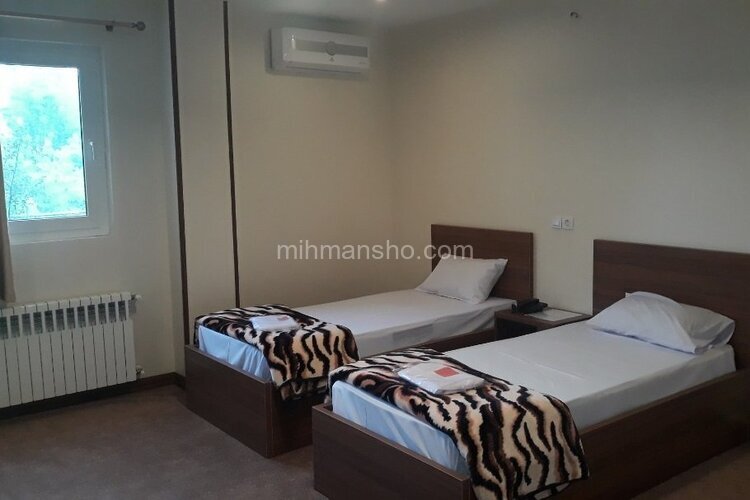 اتاق دونفره در هتل آپارتمان صومعه سرا