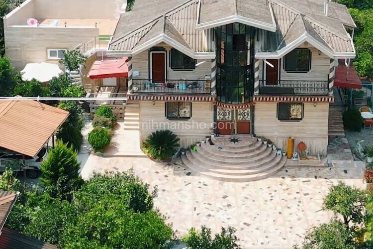 واحد استخردار طبقه همکف ویلا در رامسر