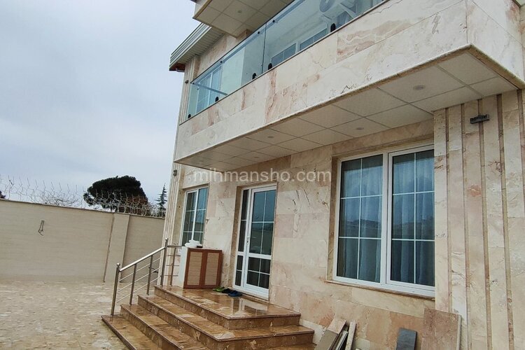 ویلا دوبلکس سه خواب استخردار در بندرانزلی