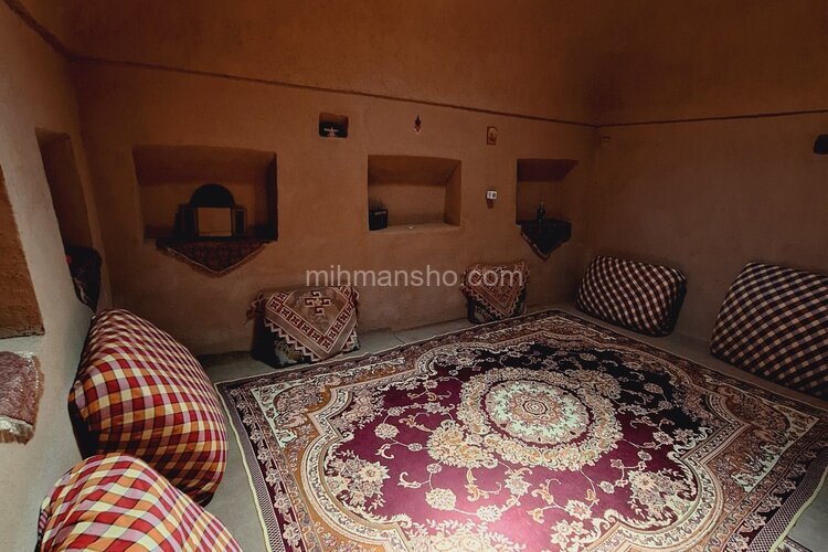 اتاق (زمین)در اقامتگاه بومگردی در میبد