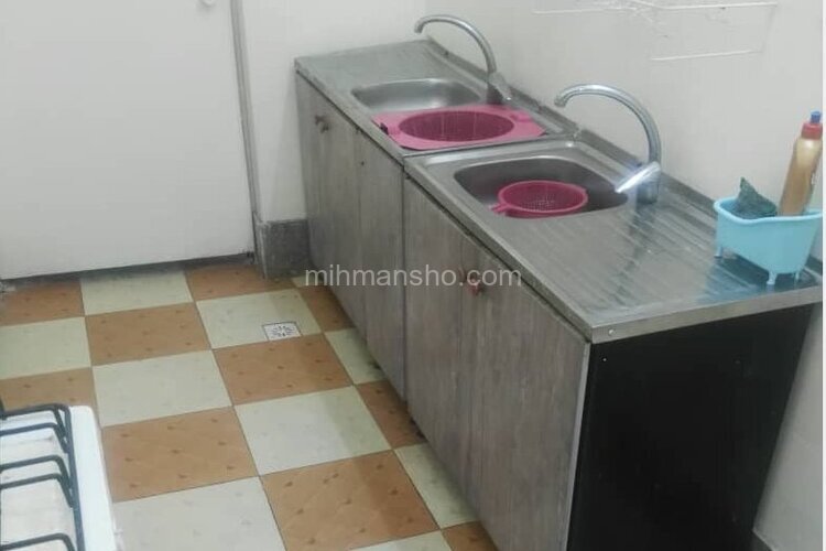 اتاق مهمانسرا در لار