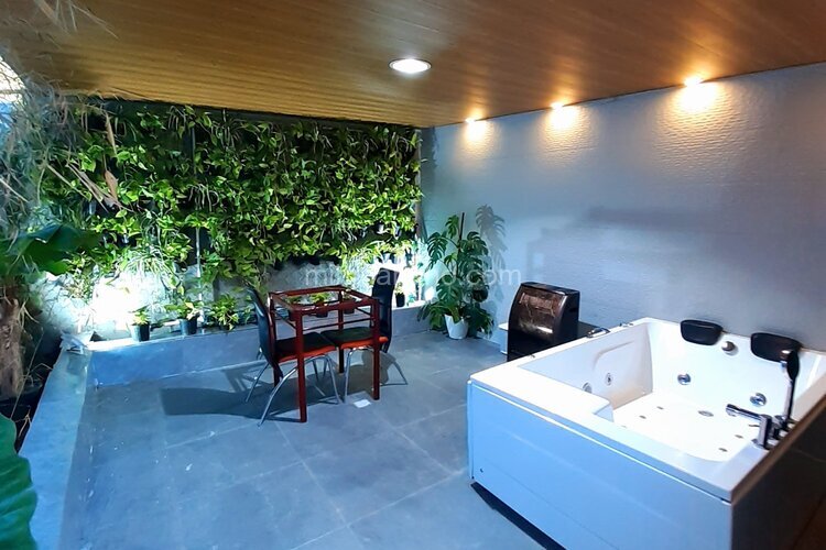 کلبه سوئیسی دوبلکس جکوزی دار تکخواب در مرزیکلا