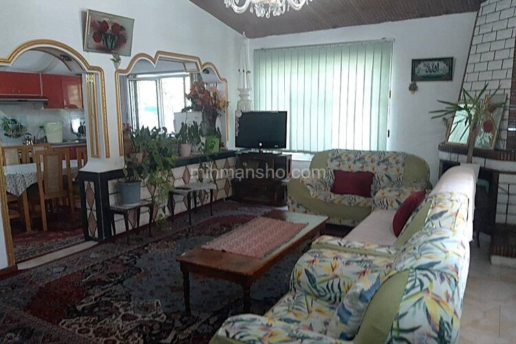 واحد مبله دو خواب در طبقه اول ویلا کلاردشت