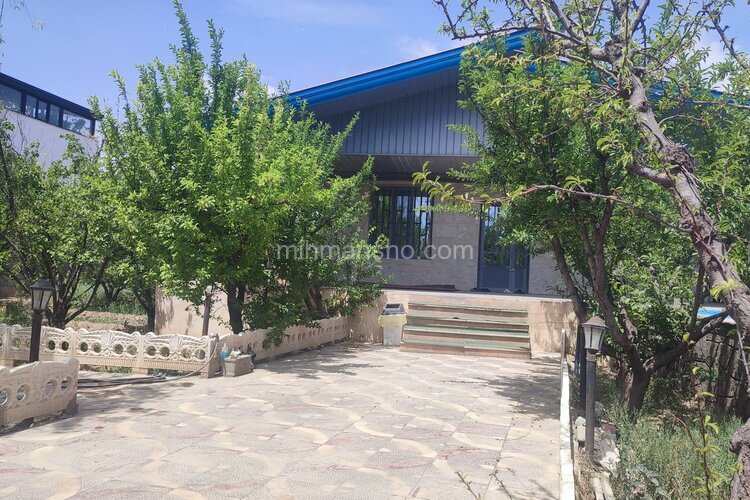 ویلا استخردار دو خواب در چهارباغ