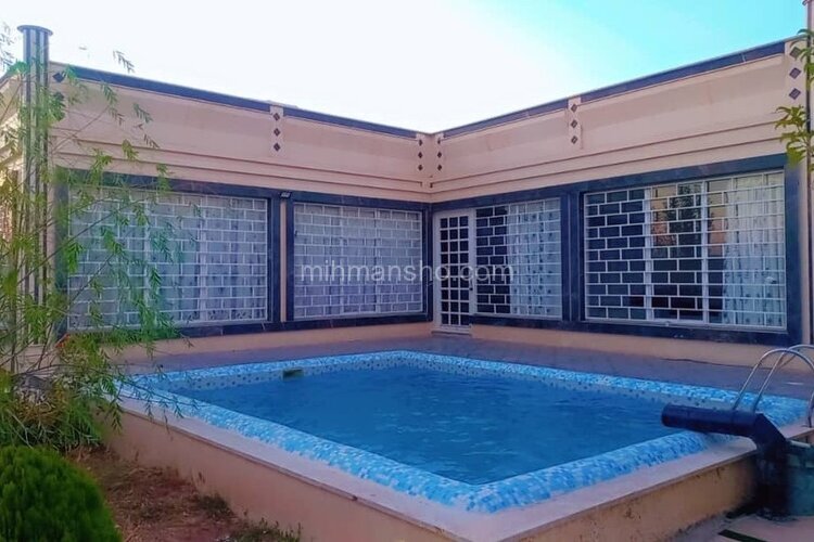 ویلا استخردار دوخواب گل نرگس در ساوجبلاغ