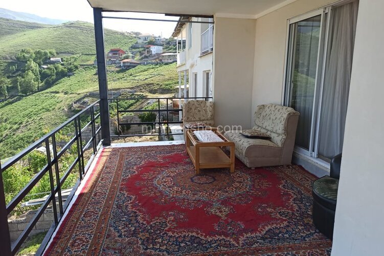 واحد دوخواب اقیانوس ابرها در طبقه اول ویلای آمل