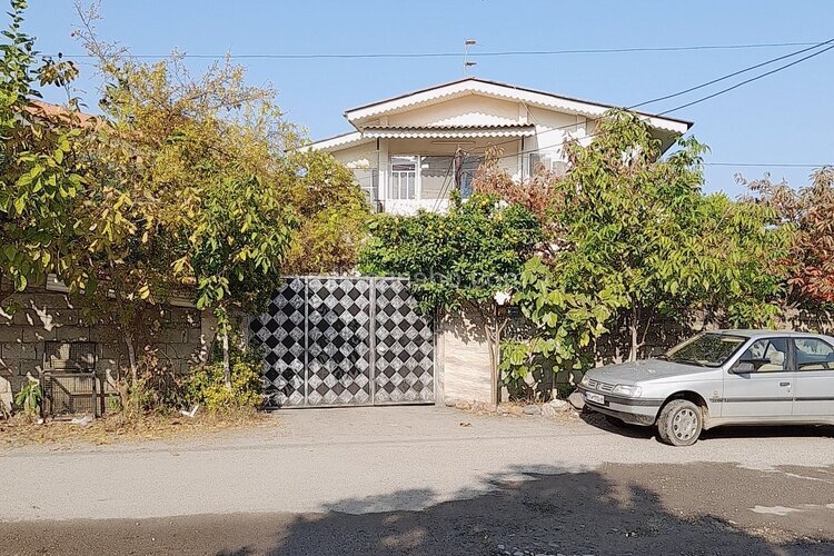 واحد استخر دار دوخواب در طبقه همکف ویلا در رامسر