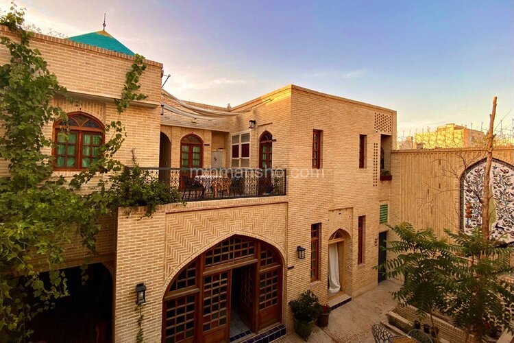 اتاق 2 نفره نیشابورک در اقامتگاه بومگردی اصفهان