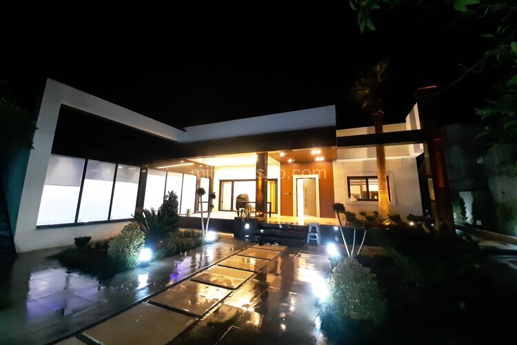 ویلا استخردار سه خواب هانا در محمود آباد