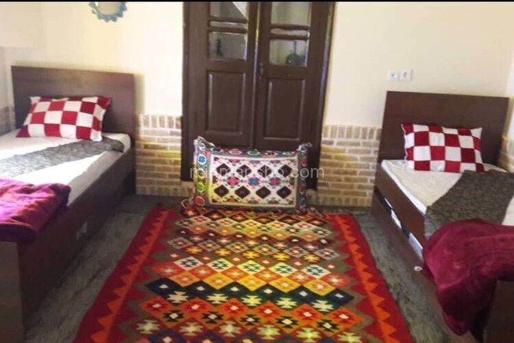 اتاق 12 متری 2 در اقامتگاه بومگردی در درگز