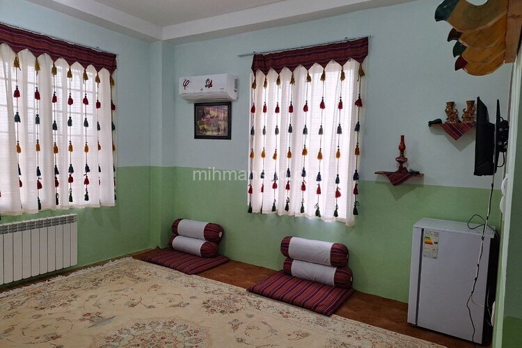 اتاق میجان در اقامتگاه بومگردی فومن