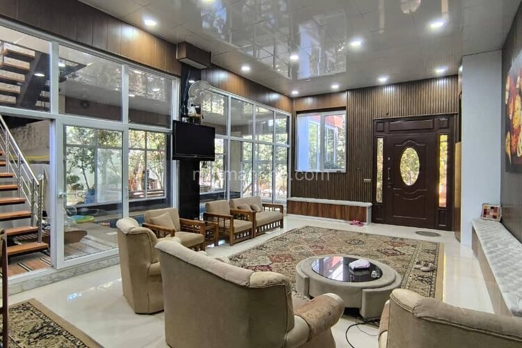 ویلا دوبلکس استخردار دوخواب شارستان در چهارباغ