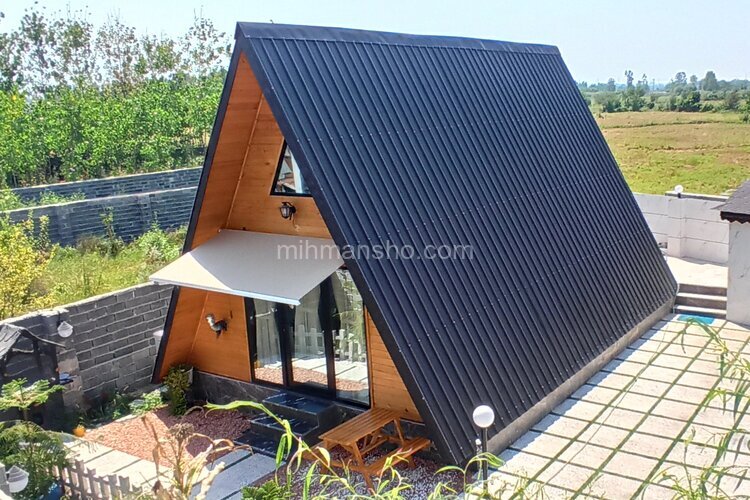 کلبه چوبی دوبلکس استخر آبگرم در لاهیجان