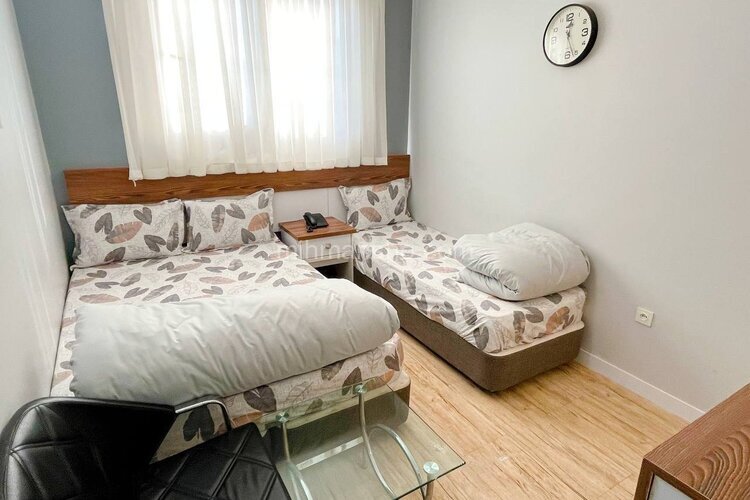 اتاق 20 متری 202 در مسافرخانه مشهد