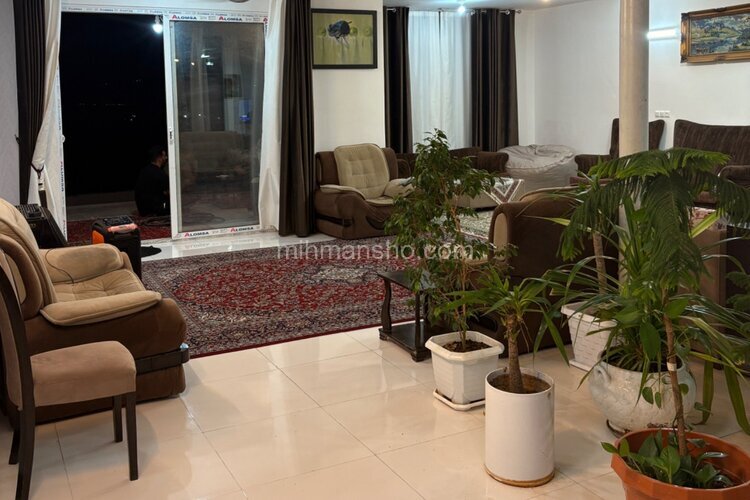 ویلا تک خواب در باغ بهادران