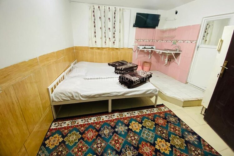 سوئیت 15 متری 104 در مسافرخانه مشهد