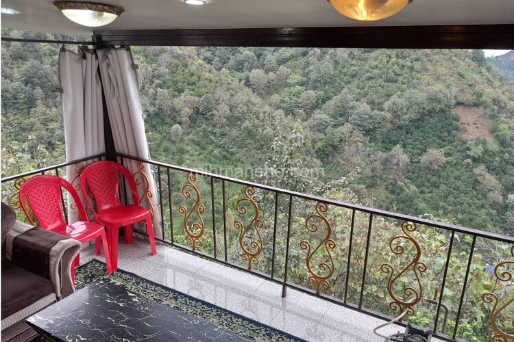 واحد مبله دوخواب در طبقه اول ویلا در رامسر