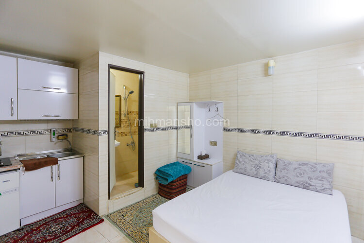 سوئیت 20 متری کلوانی 3 در میدان راه آهن ظرفیت