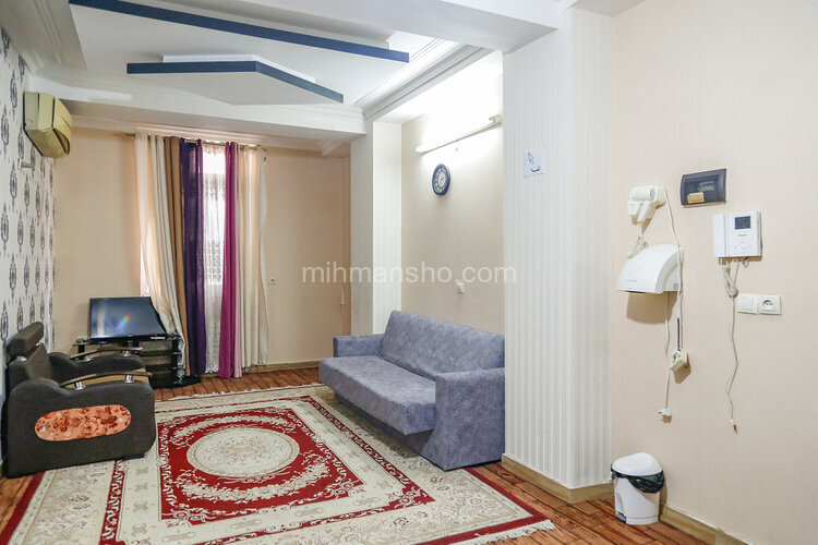 آپارتمان مبله تکخواب 9  امید یک در قشم