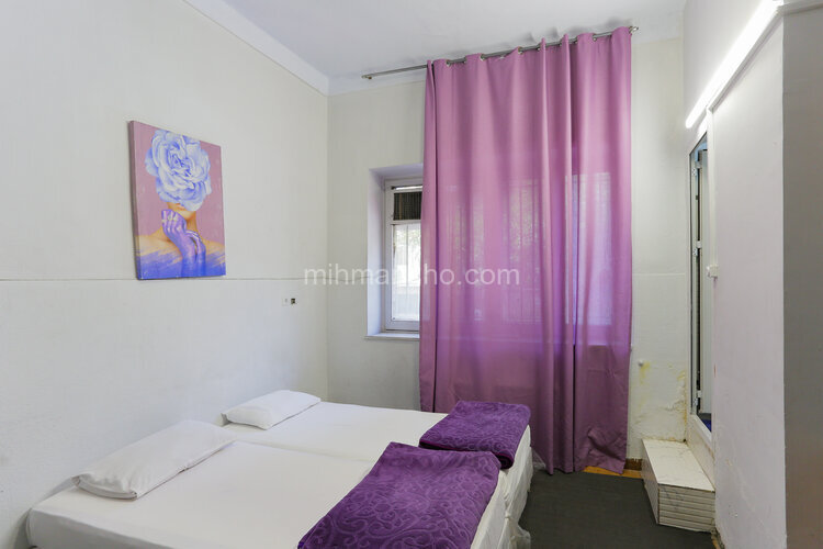 سوئیت اسلامی واحد 204 در بلوار کشاورز