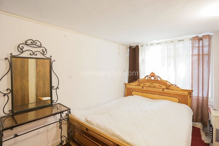 سوئیت 18 متری در خیابان شریعتی