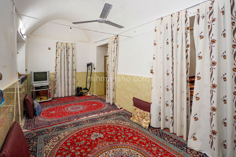 اتاق 7 دراقامتگاه بومگردی ورزنه