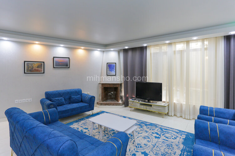 آپارتمان مبله تکخواب همکف حیاط سبز در نیاوران