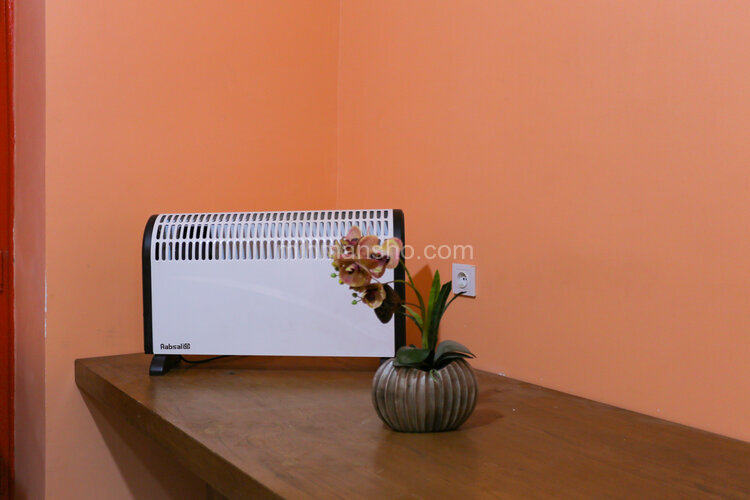 سوئیت مبله انقلاب رشتچی 1 در میدان انقلاب