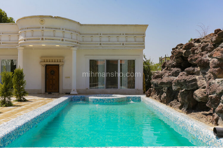 ویلا سه خواب استخردار رز آبی در چهارباغ