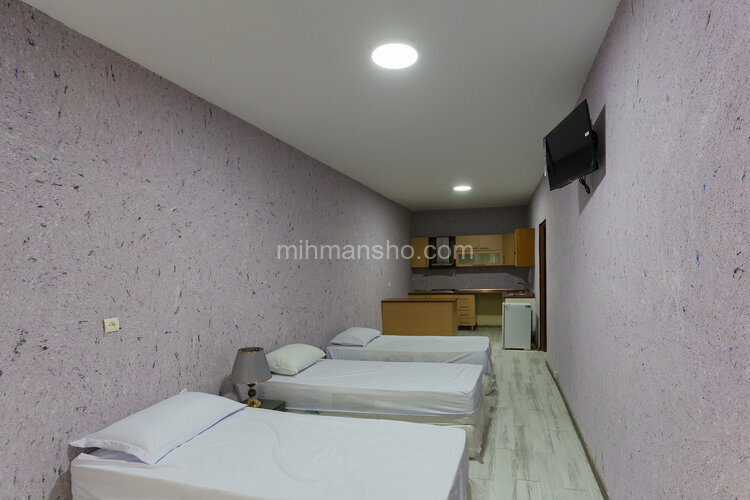 واحد تکخواب پنج نفره VIP در مسافرخانه در میدان فردوسی