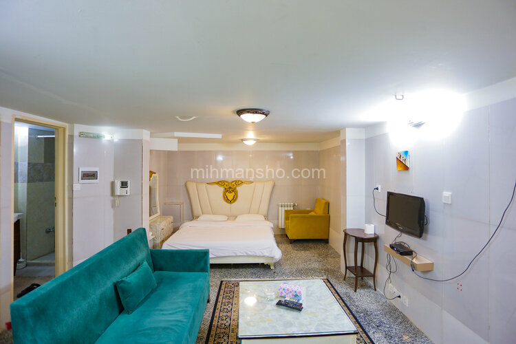 سوئیت زیر همکف گلشن در نارمک