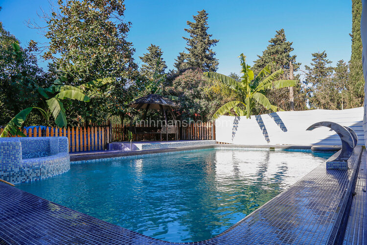 ویلا دوبلکس استخر چهارفصل در رامسر | استخر آبگرم روباز