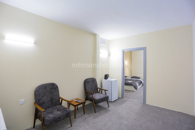 آپارتمان مبله تکخواب 11 در خیابان انقلاب