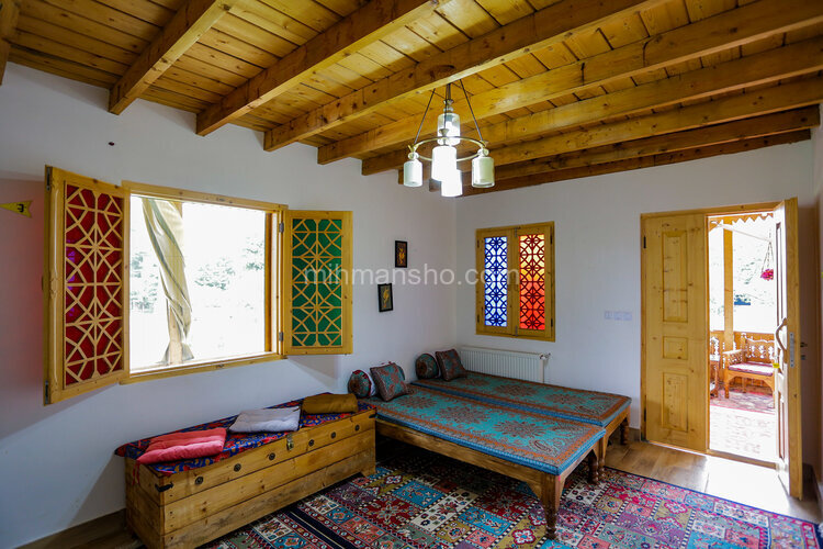 اتاق (4) در اقامتگاه بومگردی در فومن