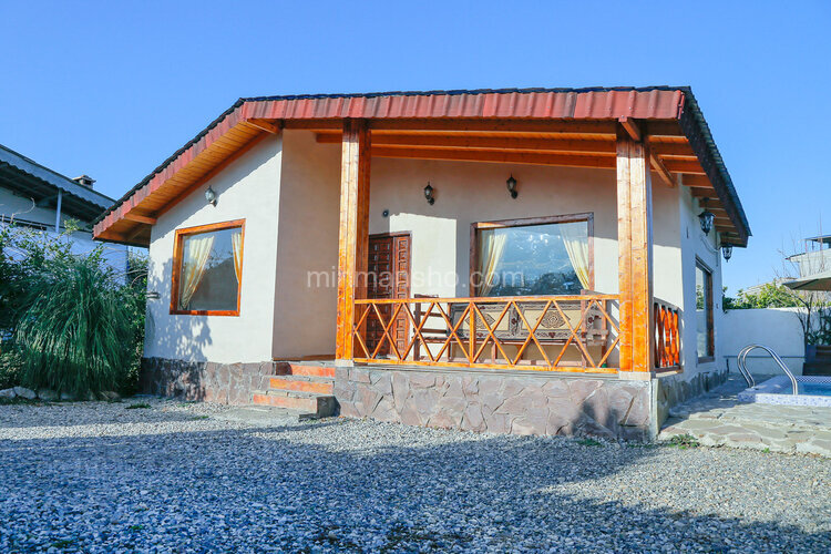 ویلااستخر روباز آب جوش نارنیا در رامسر